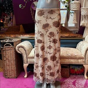 Vintage 90s y2k boho whimsygoth beige brown floral mesh maxi skirt